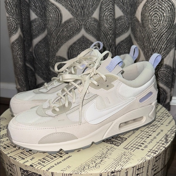 Nike Air Max 90 Futura Women’s Sneakers - Picture 1 of 10